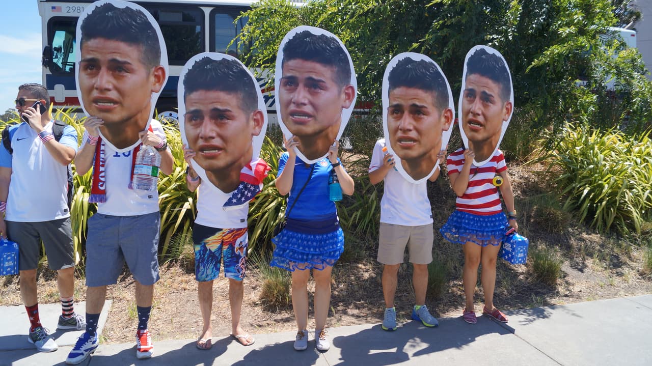 Aficionados previo al Estados Unidos vs. Colombia