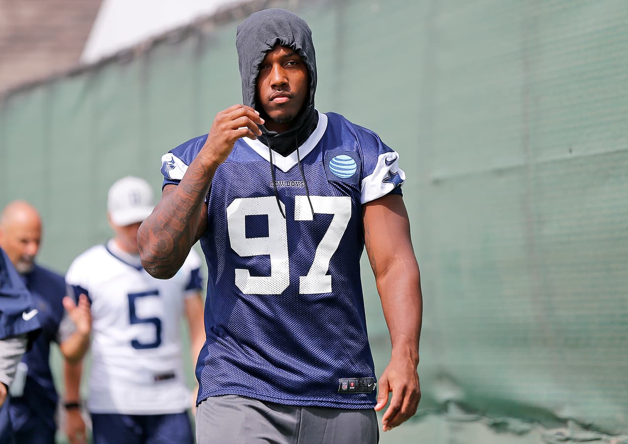 El training camp de los Dallas Cowboys comenzó este lunes 24 de julio en el River Ridge Residence Inn de Oxnard, California con la presencia de todas las estrellas del equipo.