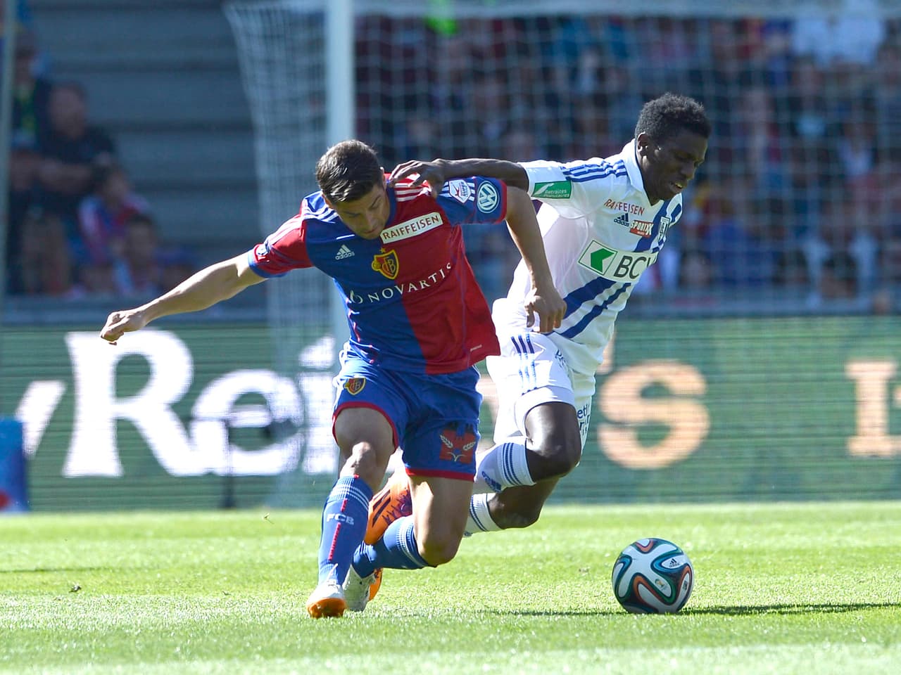 Ekeng pasó por el fútbol de Francia en Le Mans y en Cordoba de España, entre otros.