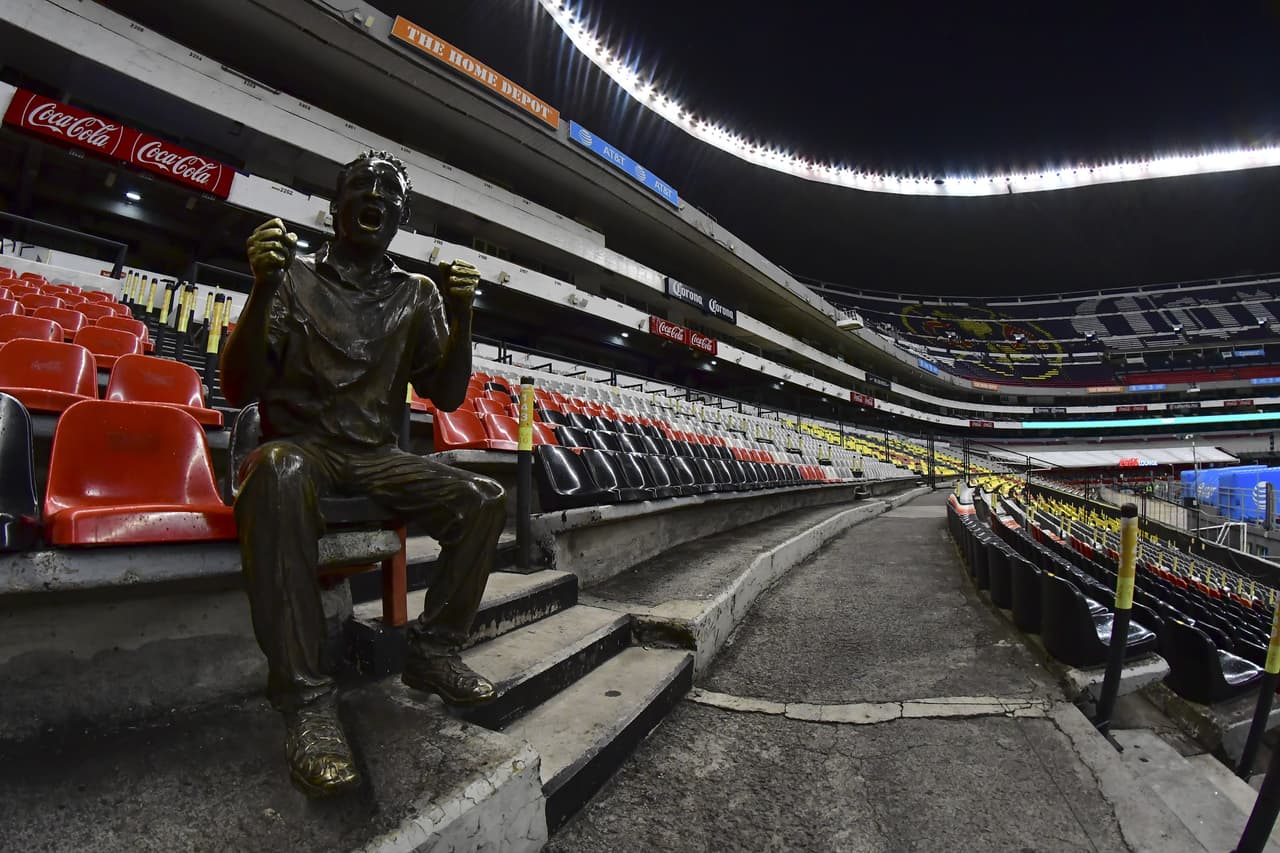 El resultado no importa para a'Nachito' que siempre está ahí, con la pose que hacee alusión a un hombre que grita un gol.