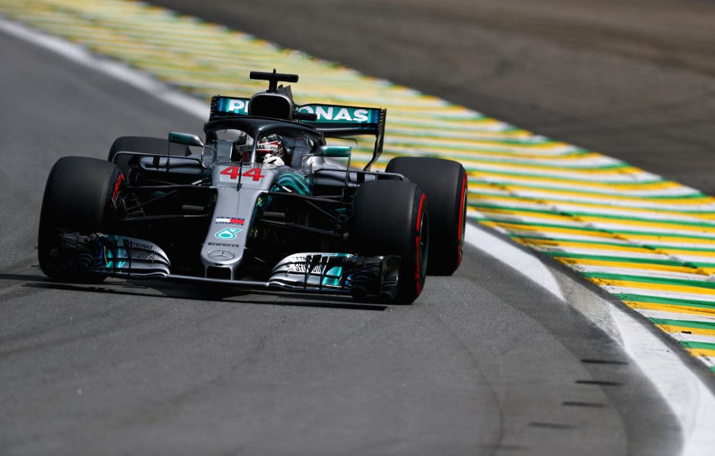 Con tiempo de 1:07.281 se registró la vuelta rápida de Hamilton para llevarse la pole position.