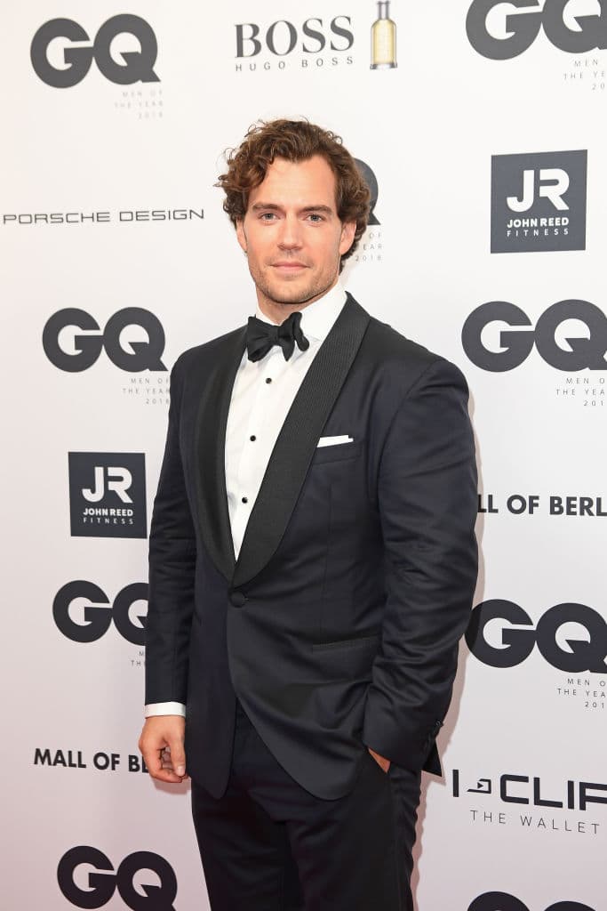 Fama y peso de Superman – Los productores han repetido en más de una ocasión, que para el papel de James Bond quieren a alguien que se pueda convertir completamente en el personaje y no tenga el peso de otros personajes detrás.
<br>