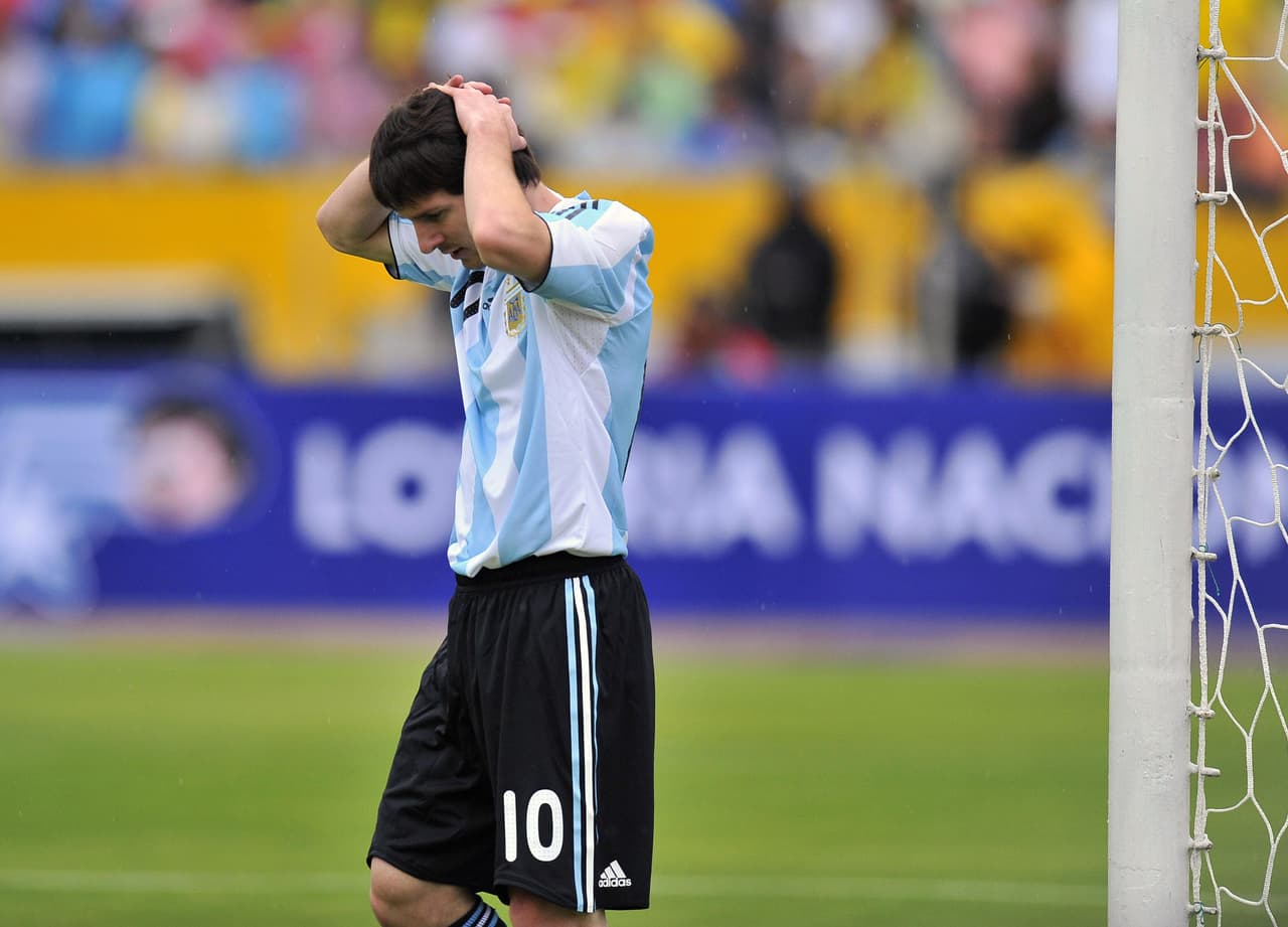 El 10 de junio de 2009 se registró la última derrota de Argentina en Ecuador y volvió a ser por 2 a 0. Lionel Messi, que comenzaba su etapa de líder en la Albiceleste, participó en ese compromiso.