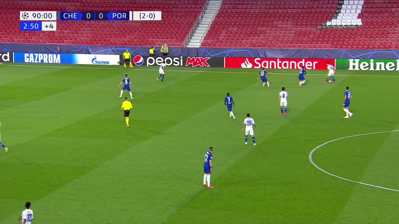 ¡GOL!  anota para FC Porto. Mehdi Taremi