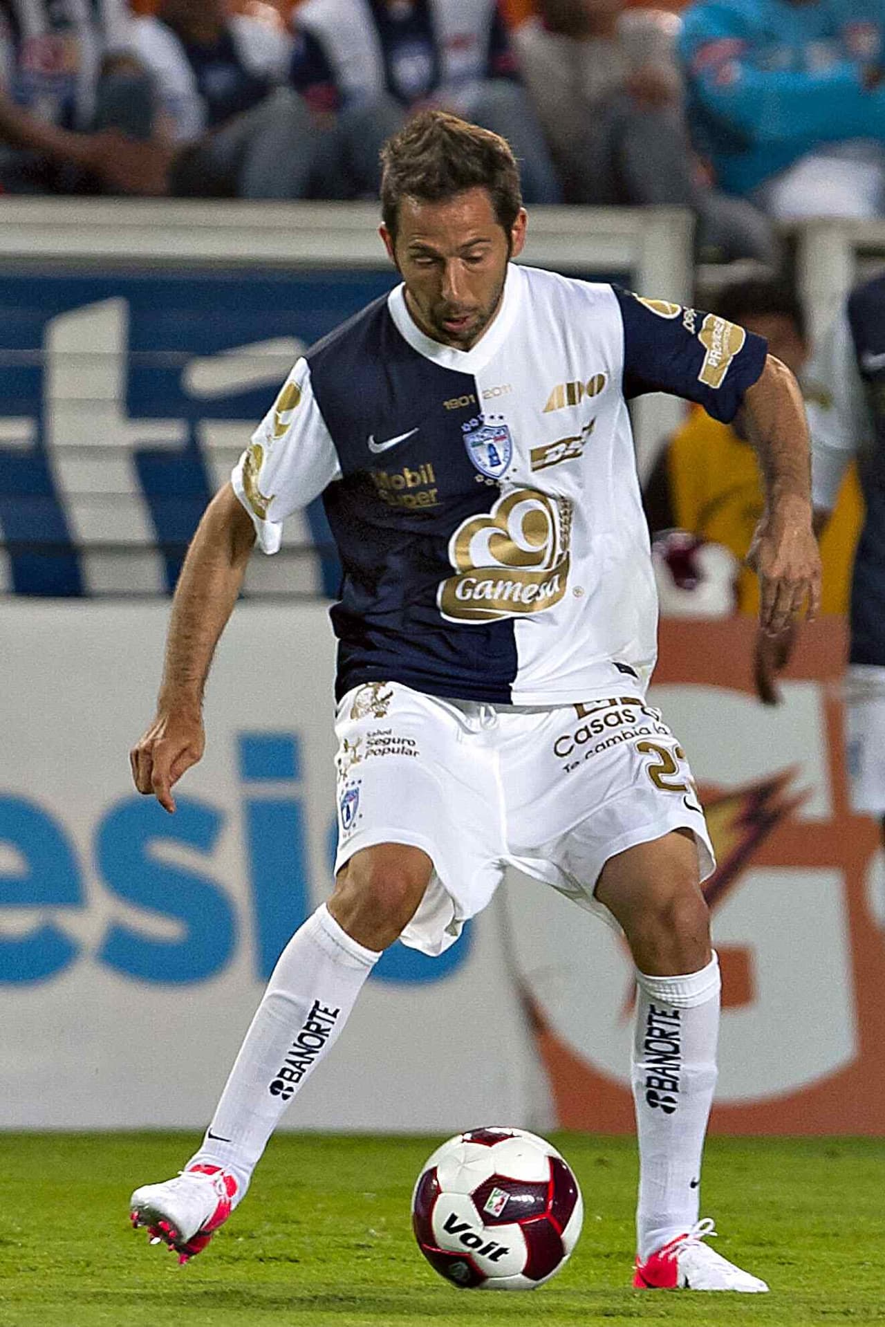 En junio de 2012 el Pachuca firmó al español Raúl Tamudo con contrato hasta 2014, pero en diciembre de 2012 fue dado de baja debido a varias lesiones y el bajo rendimiento mostrado.