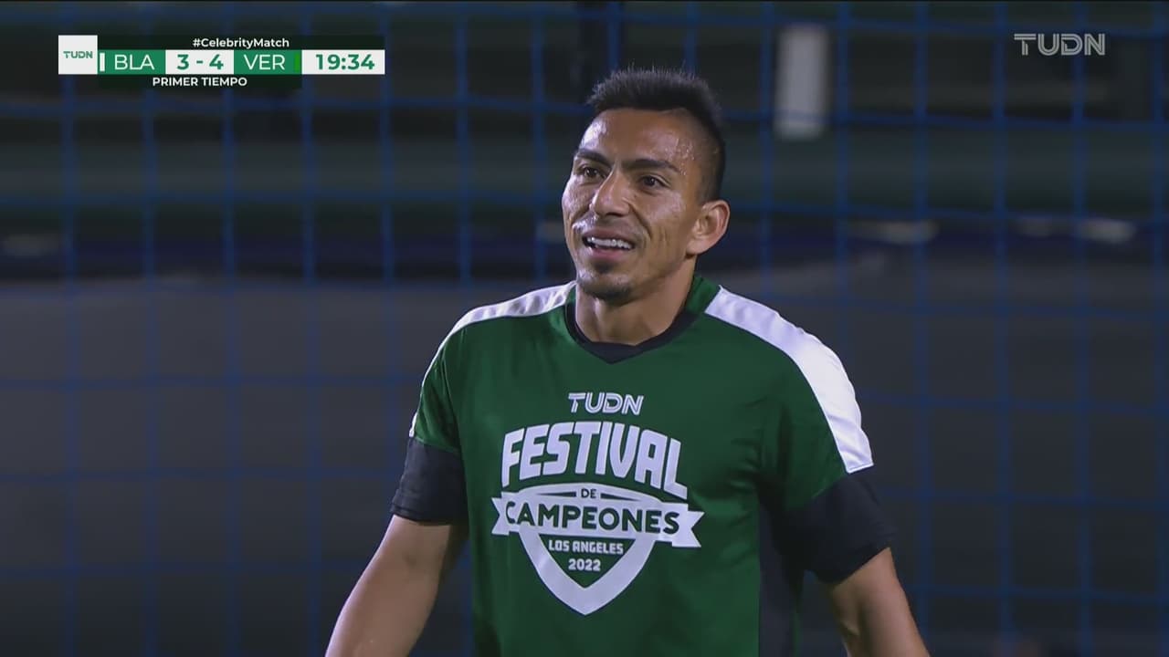 Mena podría recibir un balón de oro este domingo.