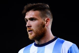 Málaga ganó con un hombre menos gracias al gol de Antunes.