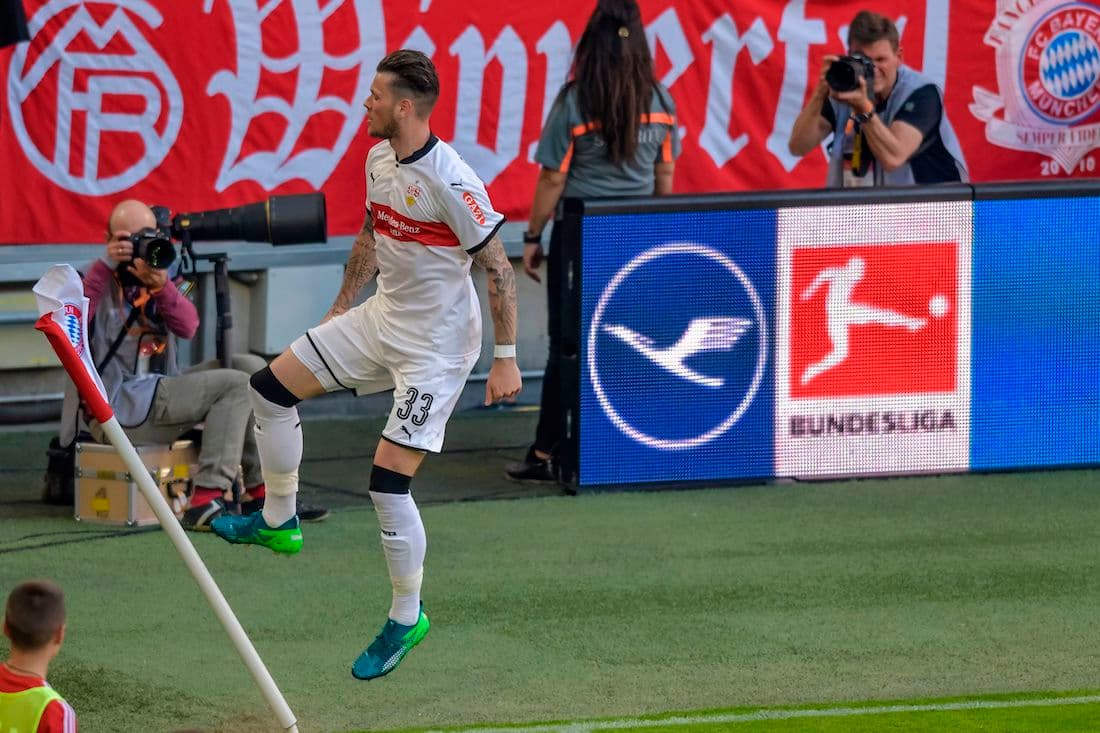 El definitivo lo puso Ginczek tras un rebote que dejó Ulreich en el área chica y él delantero definó de pierna izquierda.