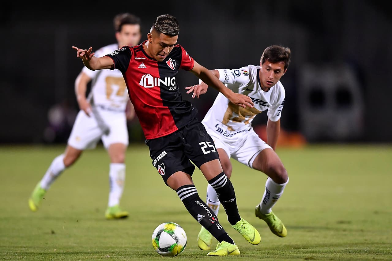 Pero los Rojinegros tenían claras y 'muy malas' intenciones de no irse de Ciudad Universitaria con las manos vacías. Y cada vez jugaban mejor.