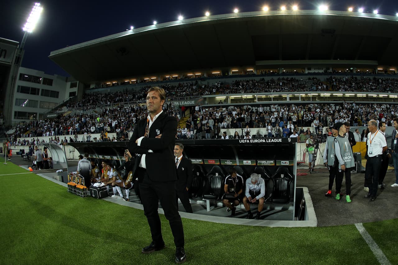 Su técnico, el portugués Pedro Martins, hizo los nacionalismos a un lado para la visita del Red Bull de Salzburgo.