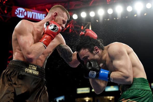 El polaco demostró las fallas que el mexicano tiene en su boxeo.