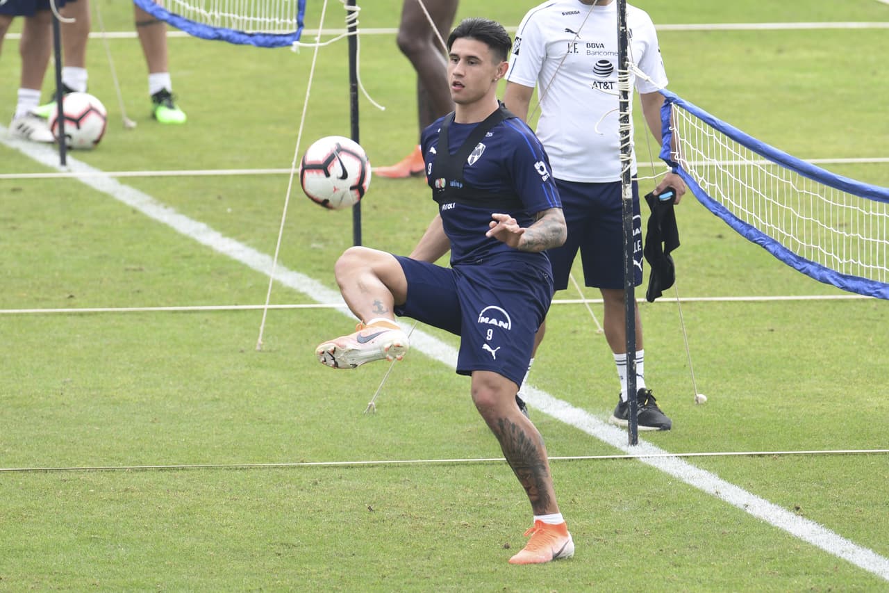 Monterrey ajustó detalles para sostener la ventaja de la ida 1-0 en la Final de la Liga de Campeones de Concacaf contra Tigres UANL. Con el ánimo en alto sueña con ser campeón.