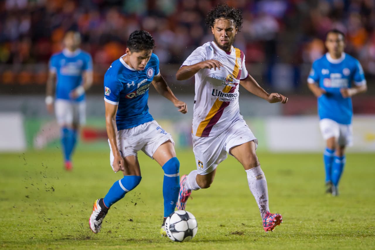 Fue enviado junto con Julio 'Momia' Gómez a Coras Tepic.