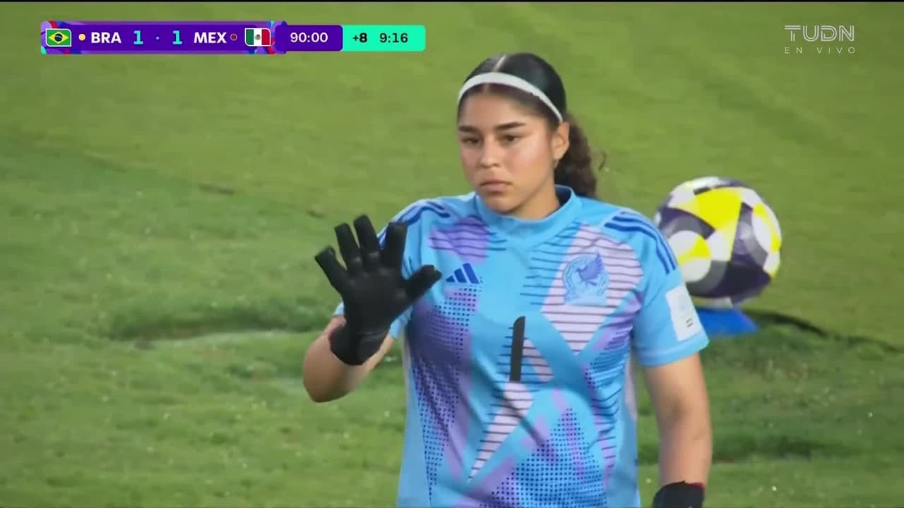 ¿Qué estabas haciendo Murrieta? Por poco y Brasil anota el segundo