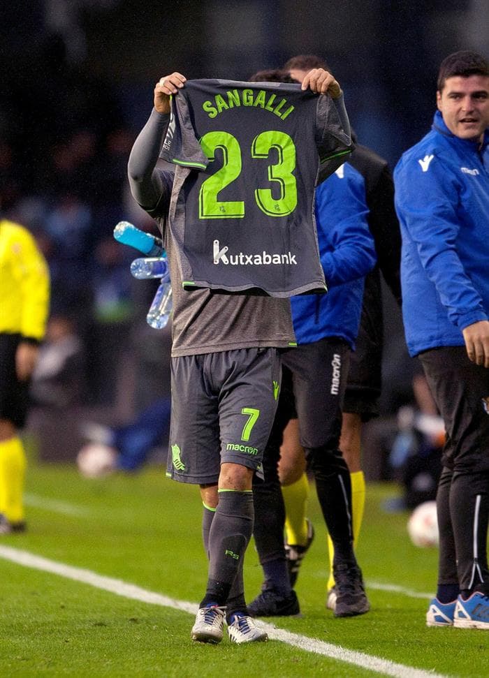 Fue así como Juanmi Jiménez marcó el gol del empate de Real Sociedad al minuto 44 del segundo tiempo. Poco antes, al minuto 41, Héctor Moreno había sido amonestado.