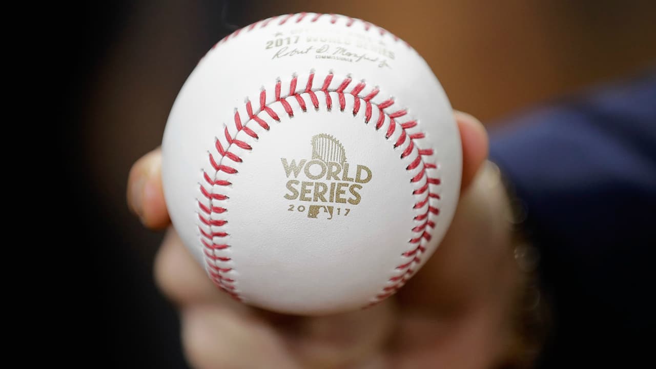 ¿Es cierto que cambiaron las pelotas de béisbol para que vuelen más?