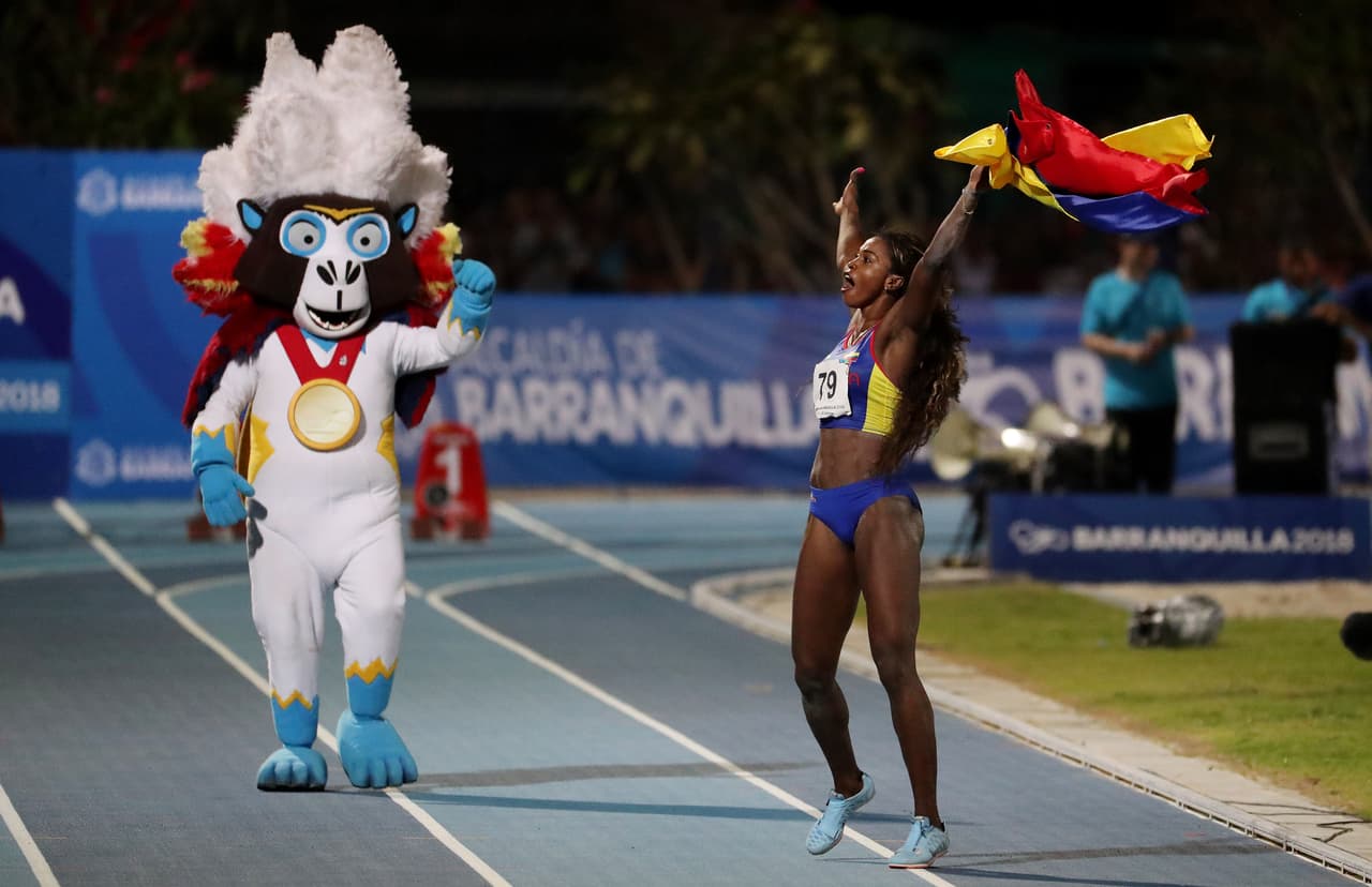 Fue una noche de luna llena con 2.050 espectadores rendidos ante ella que vieron la amplitud de su sonrisa. La comunión de la campeona con el público se sintió por 90 minutos.