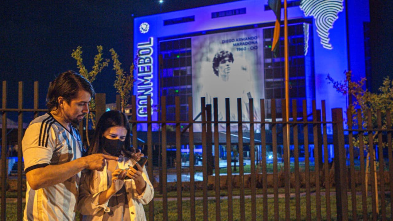 Hijos de Maradona mantendrán vivas las redes sociales de Diego