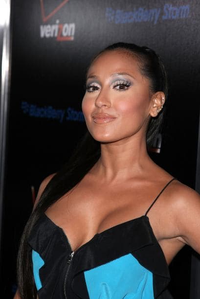 Una sola muestra de la hermosa Adrienne Bailon no es suficiente, así que les traemos la segunda entrega de una de las bellezas en el Tazón Latino V.