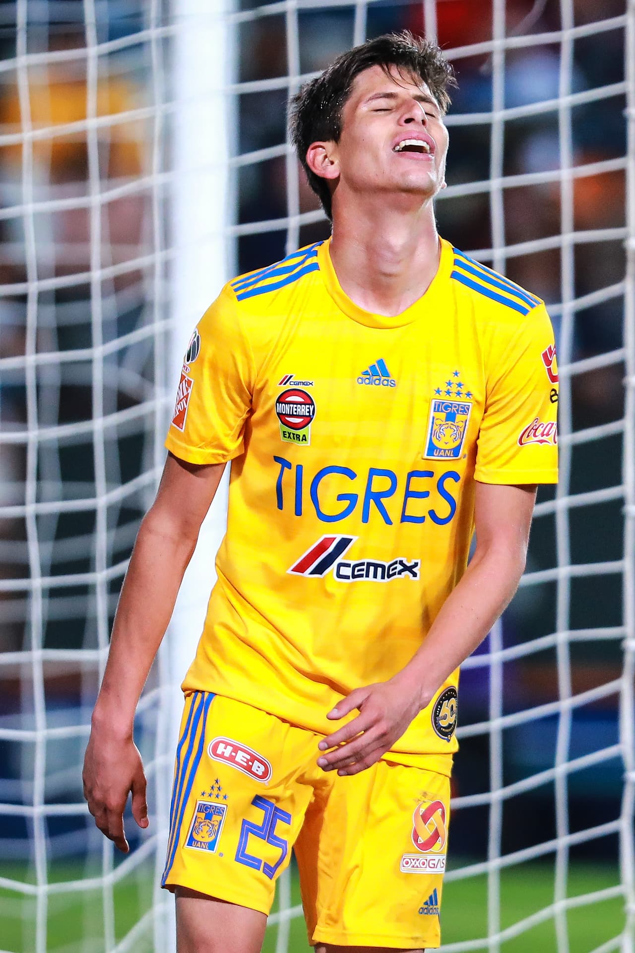 Jürgen Damm se lamenta tras la derrota ante los Tuzos.