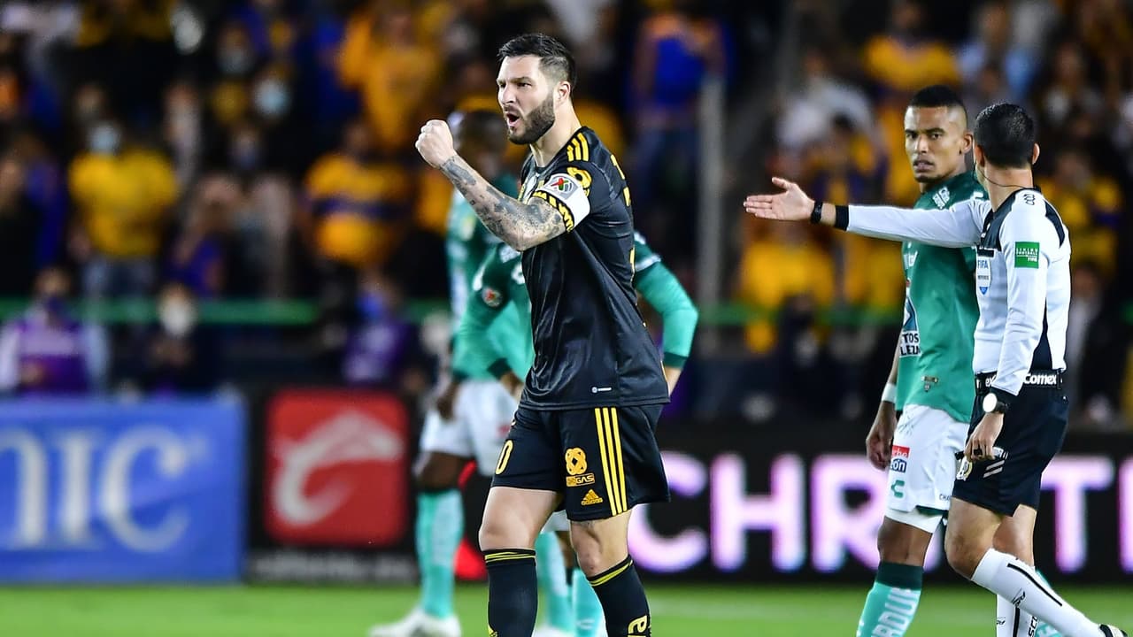 Gignac explota con el doctor del protocolo de conmociones