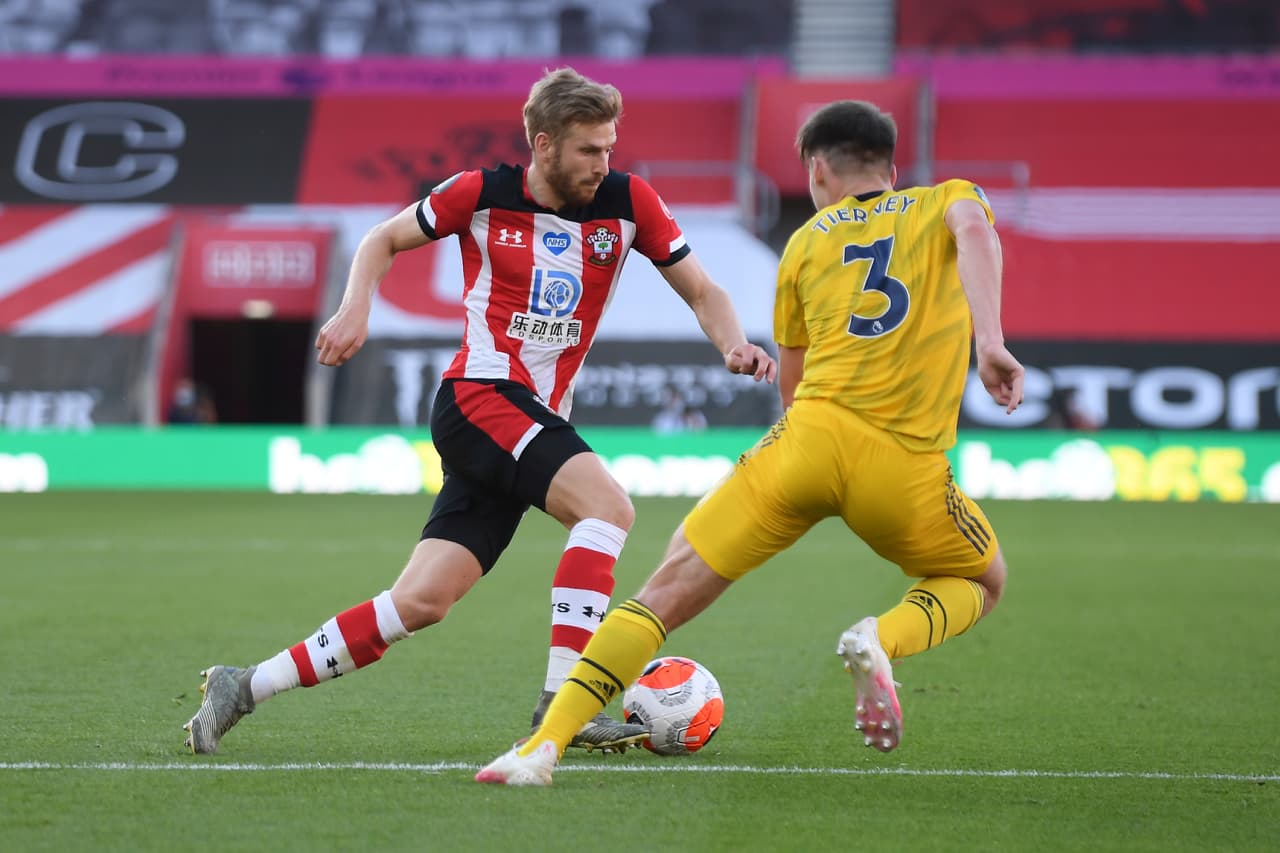 Los locales llegaban ton la esperanza de empatar en puntos al Arsenal y tras haber goleado al Newcastle 0-3 a domicilio la jornada pasada.