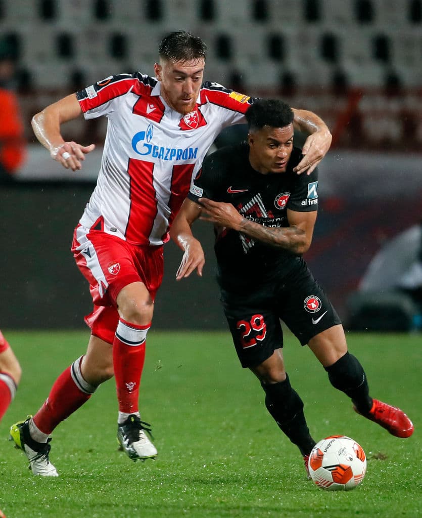 Midtjylland le sacó el partido al Estrella Roja por la mínima durante la fase de grupos de la Europa League. Evander da Silva Ferreira fue el goleador de la tarde.