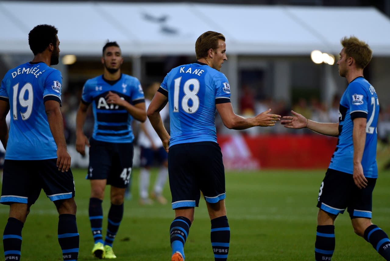 A pesar de estar fuera de forma, los Spurs se las ingeniaron para manejar la posesión de la pelota de igual a igual.