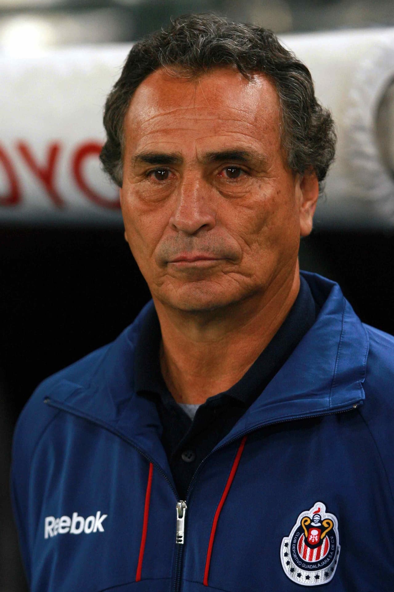 Como jugador y entrenador, José Luis Real defendió a los dos equipos. En 1971 debutó con las Chivas y en 1980 pasó al Atlas. Luego, como director técnico, comenzó su carrera en los Zorros en 1990 y con el Rebaño ha dirigido en dos ocasiones: 2009 y 2014.