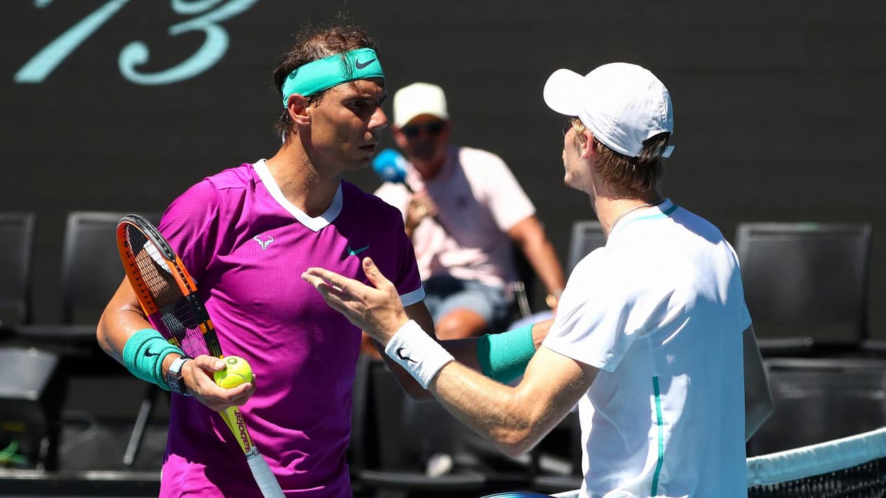 Nadal gana con polémica; su rival lo acusa y a jueces de "corruptos"