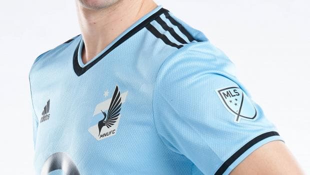 'Los Loons' tienen una de las mejores camisetas en 2021.