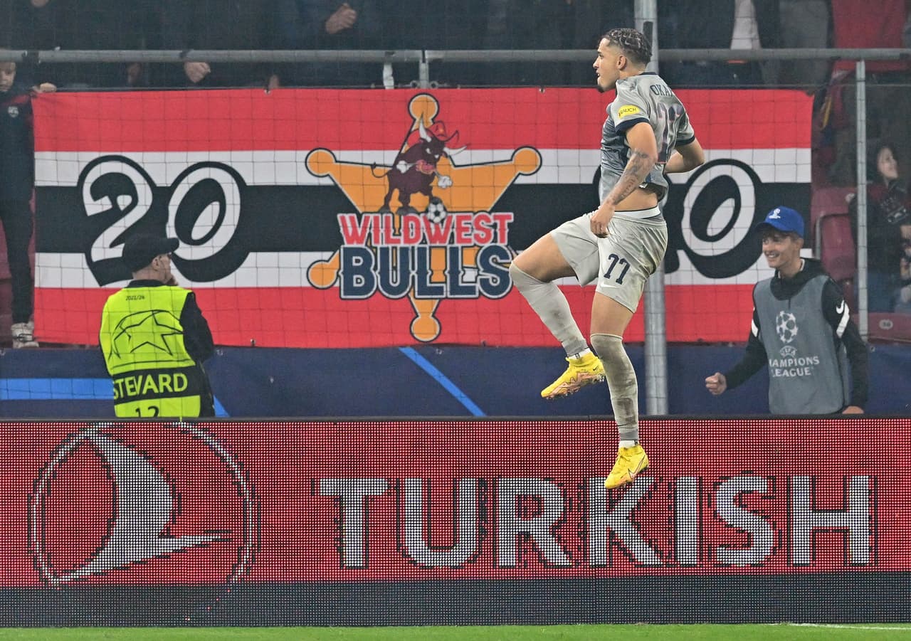 Leipzig goleó 3-1 como local al equipo de Celtic de Escocia con goles de Nkunku y André Silva, mientras que Salzburg consiguió su primer triunfo ante Dinamo Zagreb por 1-0 con gol de Okafor en Champions League.