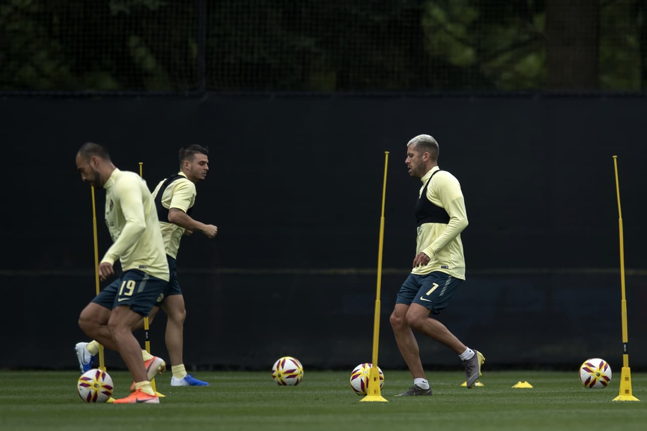 Jérémy Ménez y Nicolás Benedetti quedan fuera del partido ante Toluca.