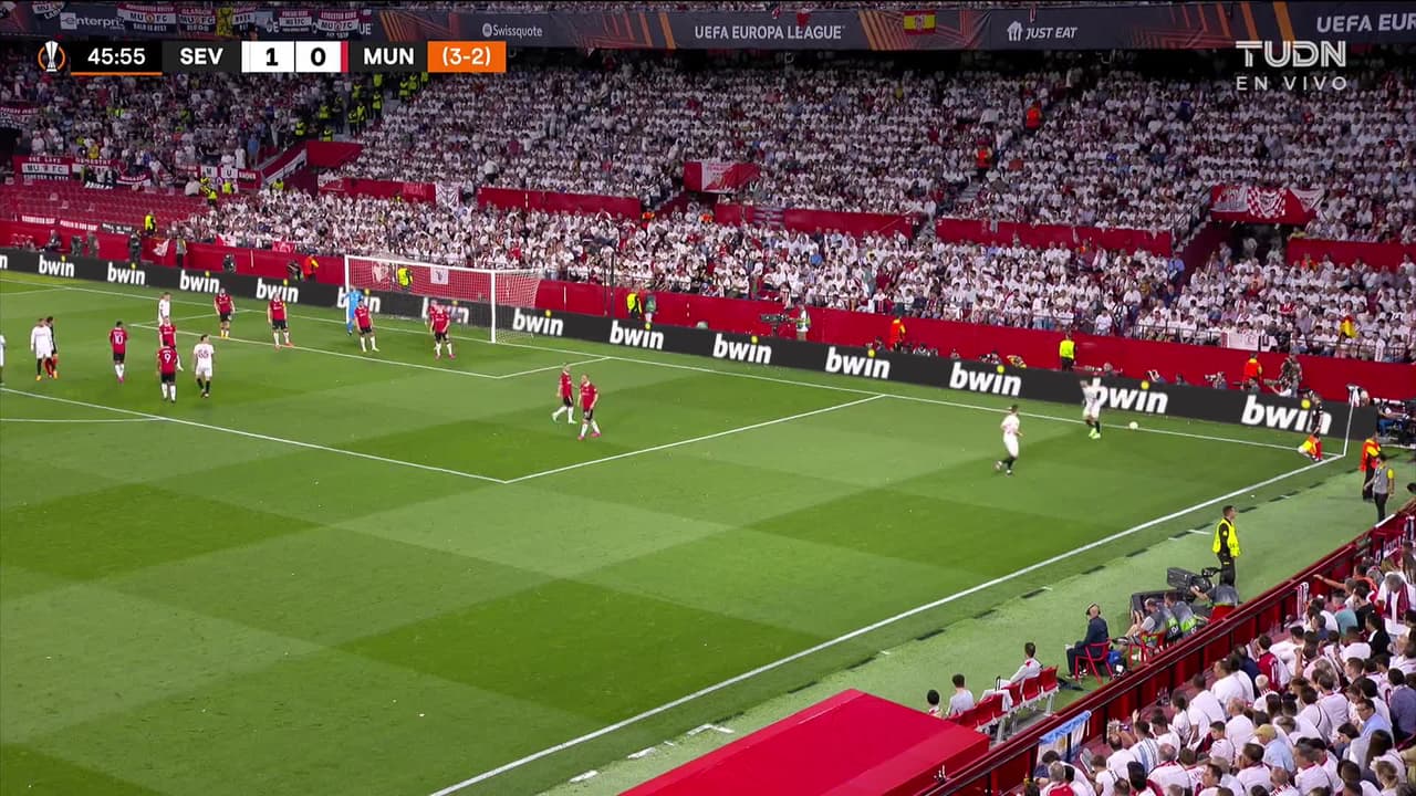 ¡GOL!  anota para Sevilla. Loïc Badé