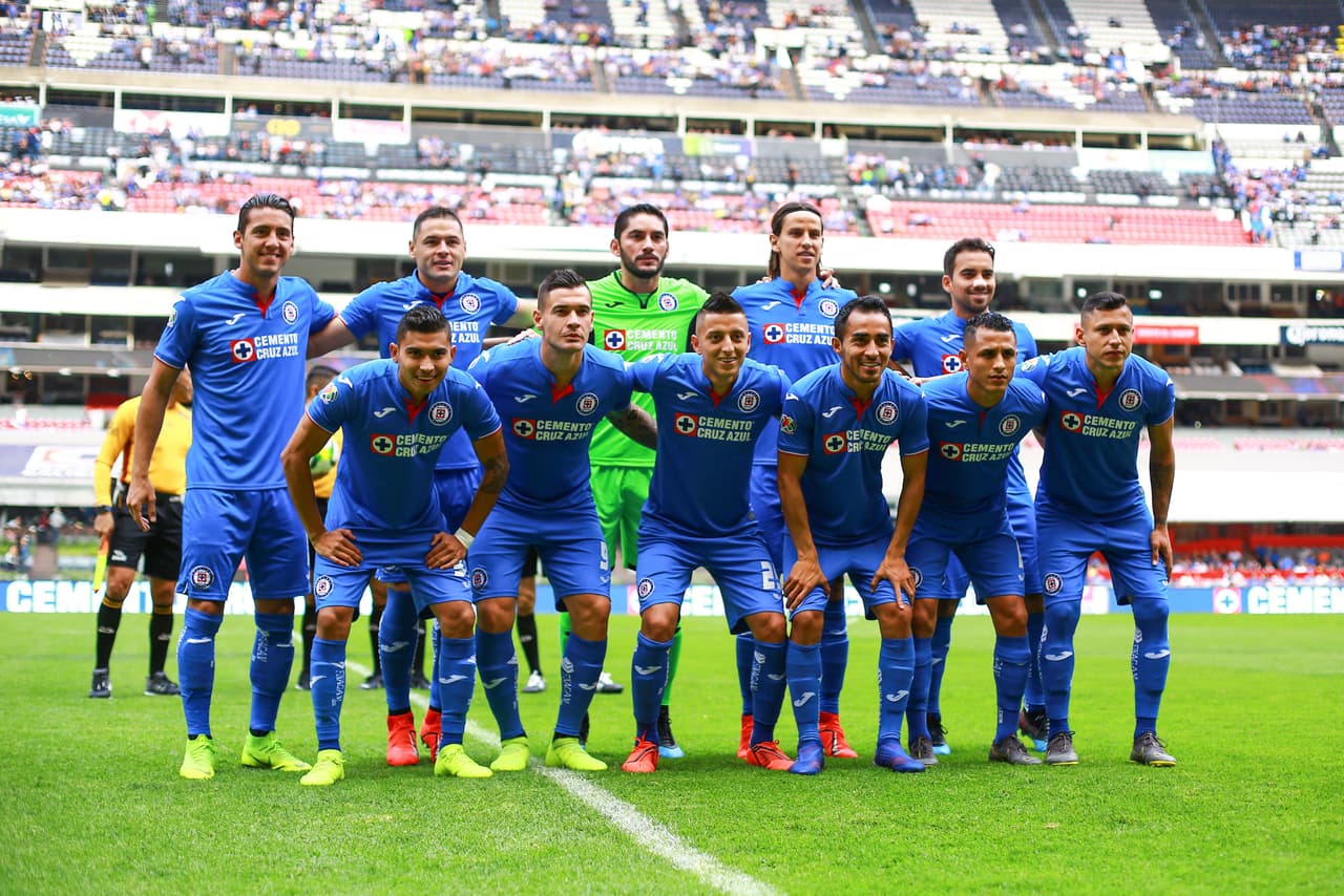 Cruz Azul buscó su tercera victoria consecutiva en el
<a href="https://www.univision.com/deportes/futbol/liga-mx/*">Clausura 2019</a> con esta alineación inicial.