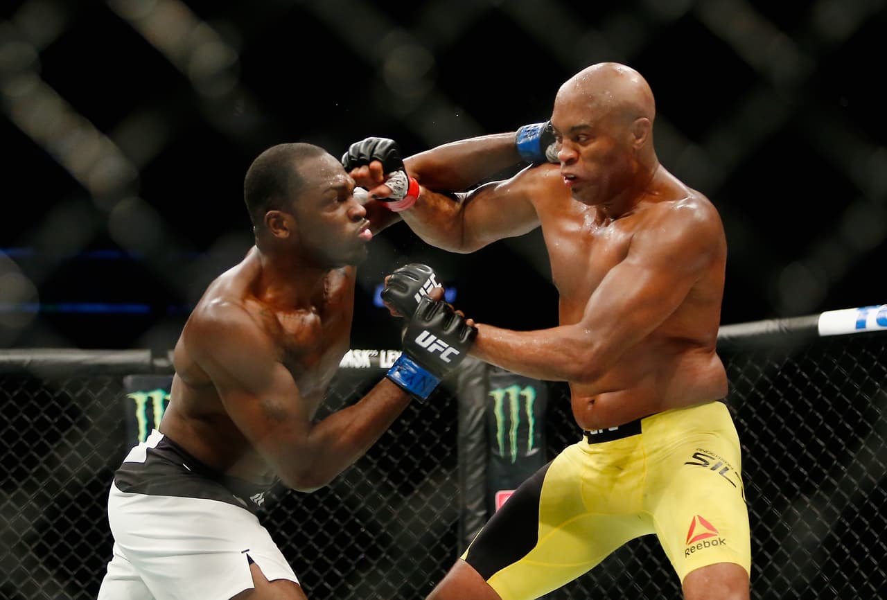 Germaine de Randamie hizo historia al proclamarse como campeona pluma y Anderson Silva volvió al triunfo tras cinco años.