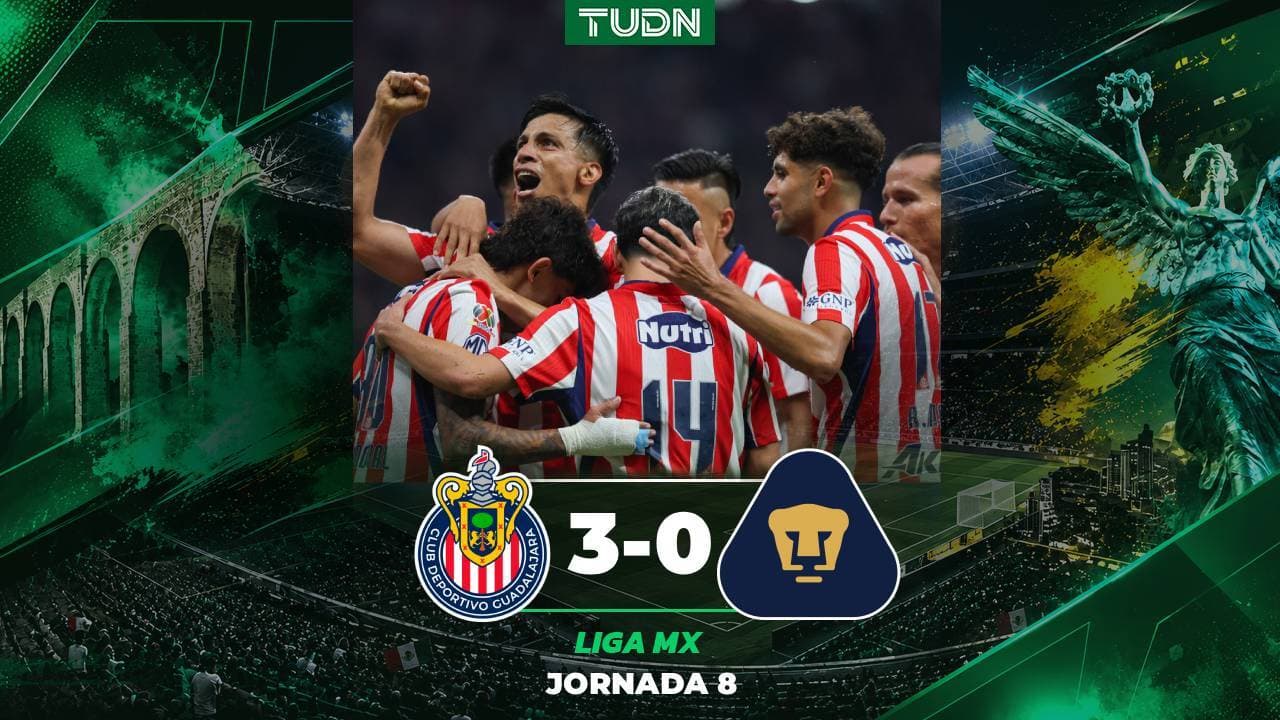 Chivas arrolla a Pumas y es líder del futbol mexicano