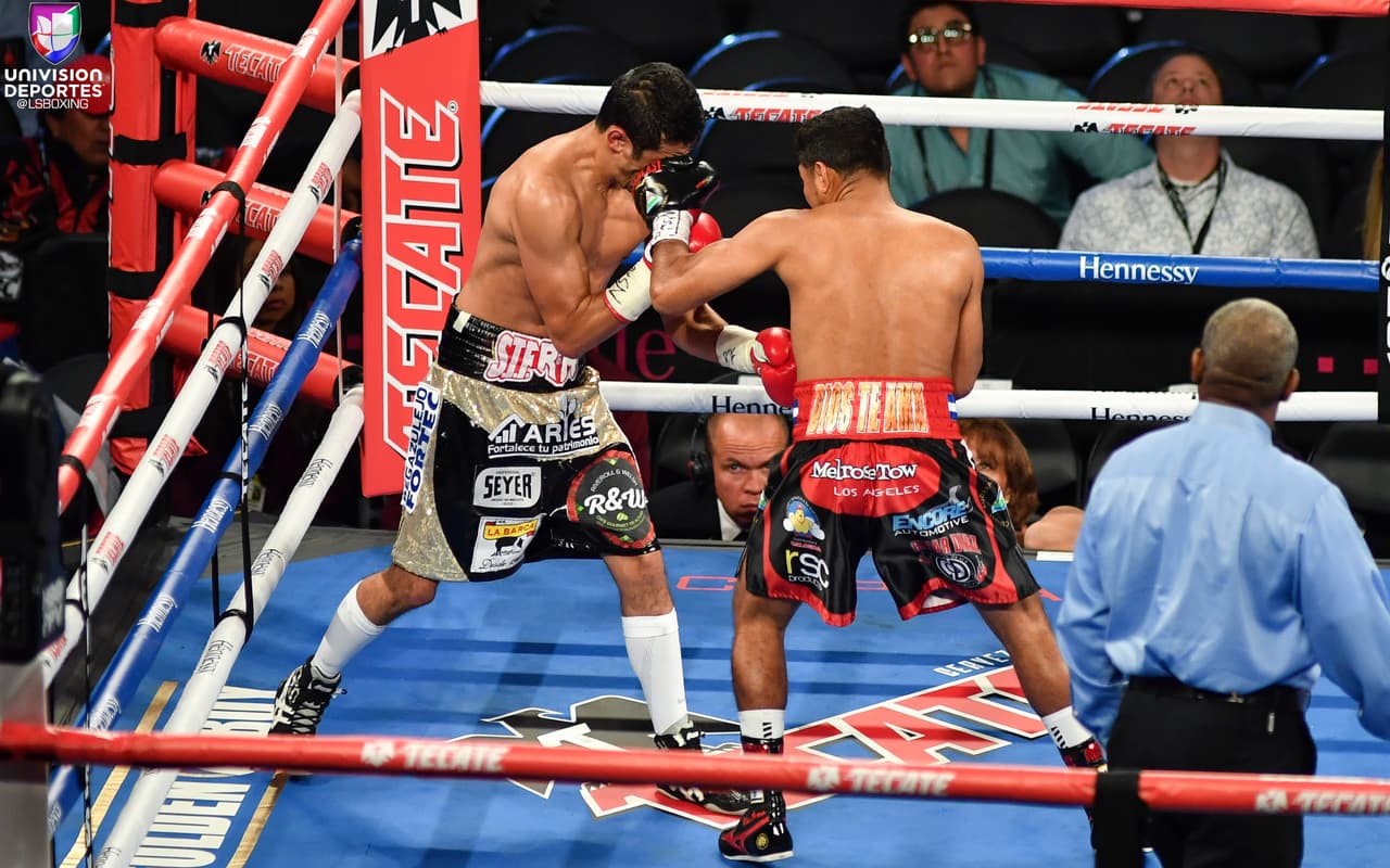 La poderosa zurda de 'Chocolatito' le hizo ir tomando confianza con el pasar de los rounds.