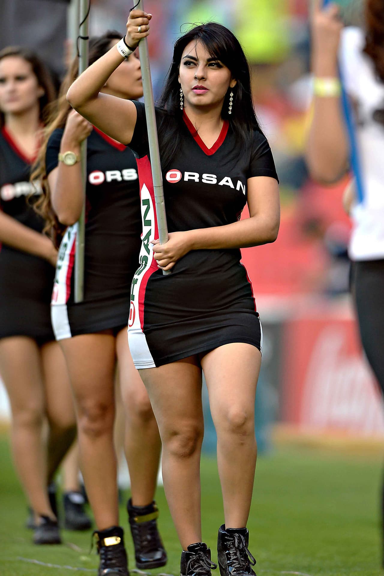 La belleza de las porristas en la fecha 10