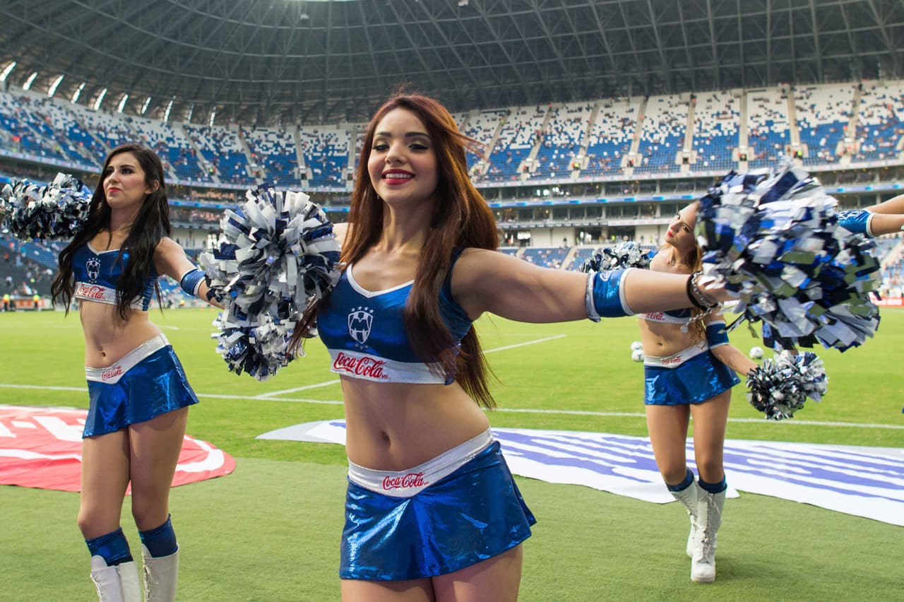 La belleza de las porristas en la fecha 10