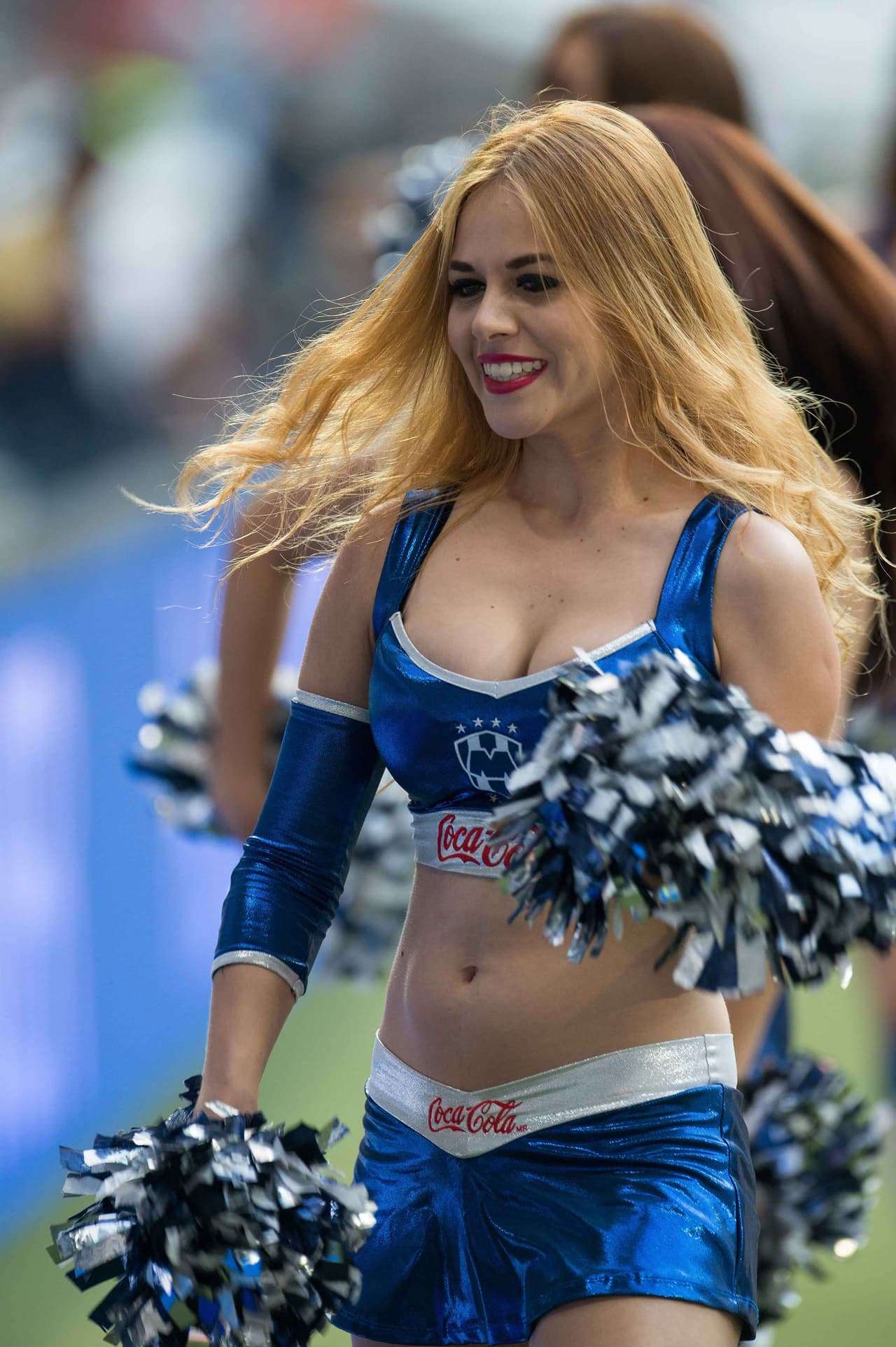 La belleza de las porristas en la fecha 10