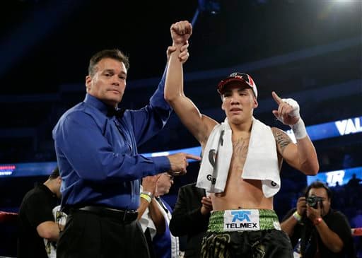 Valdez conra Tamayo en Carson.