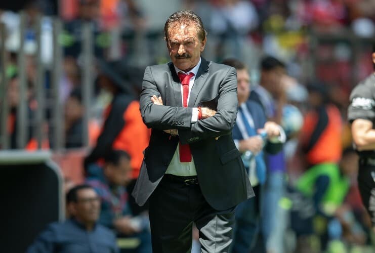La Volpe critica a técnicos y jugadores del futbol mexicano