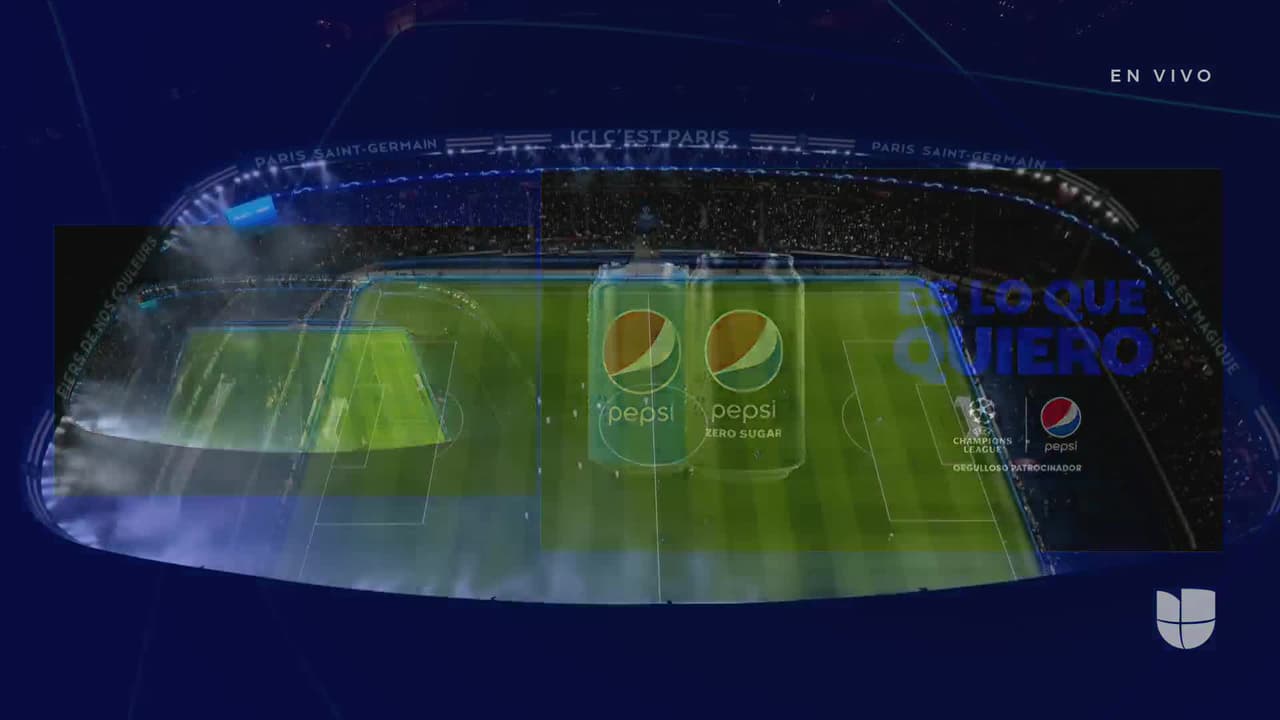 Arranca el partido y la pelota está en juego.