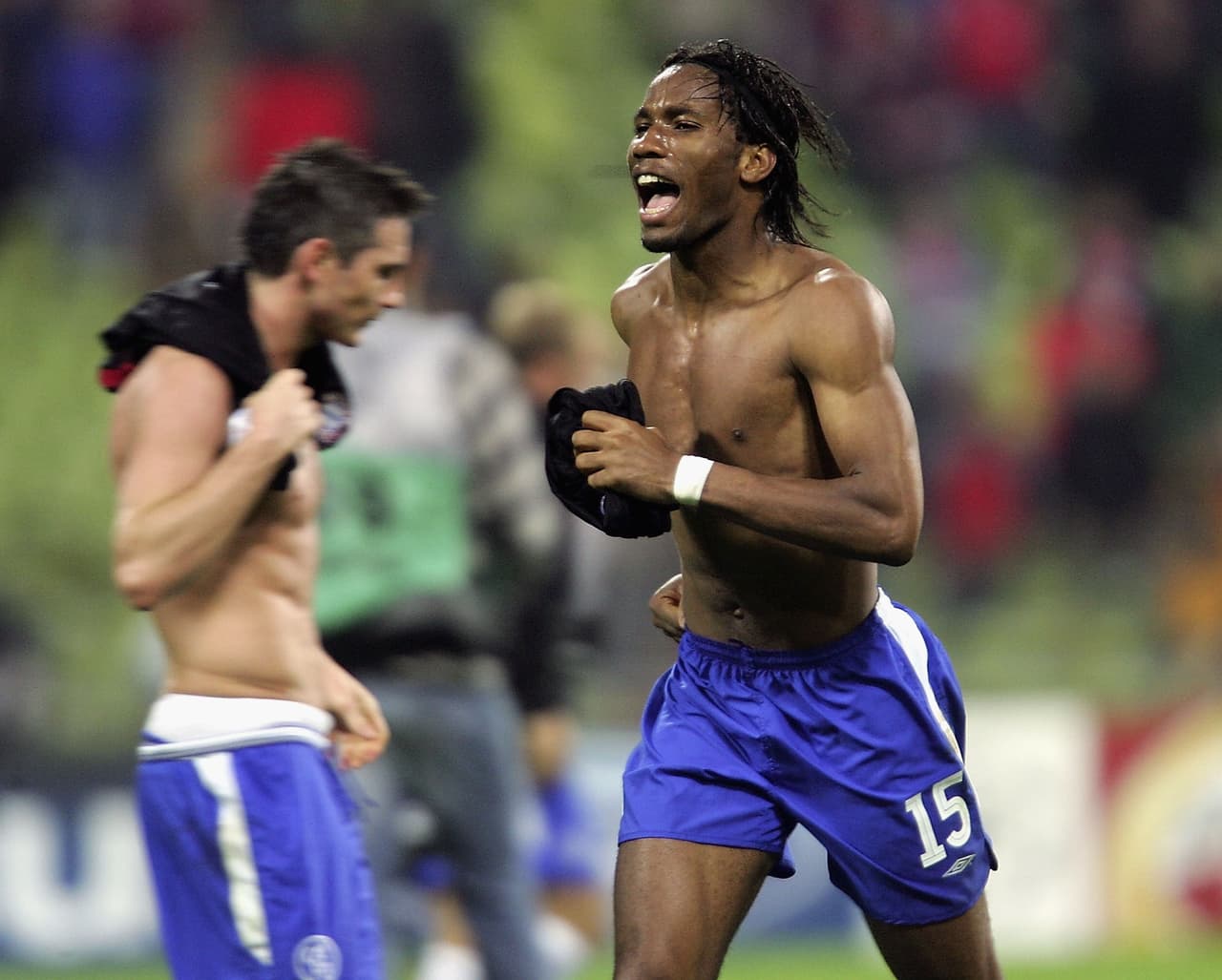 Poco a poco Didier se fue ganando la confianza de José Mourinho, que tambián había llegado en ese año al club londinense.