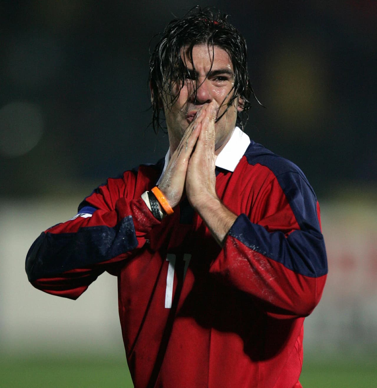 El jugador con más apariciones en la historia de la ‘Roja’ es el portero, Claudio Bravo con 99 que seguirá sumando en 2016. Y su máximo goleador es Marcelo Salas con 37 anotaciones con Chile.