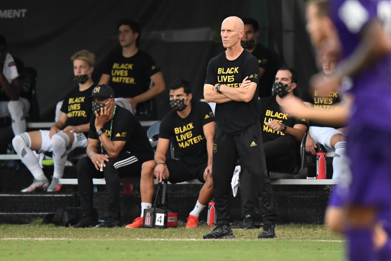 Bob Bradley, entrenador en jefe de Los Angeles Football Club.