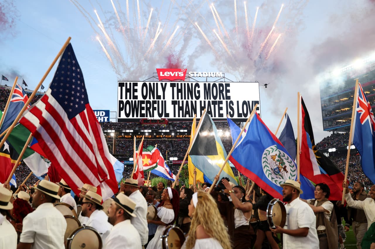 Bad Bunny, artistas principal en el show del medio tiempo del Super Bowl LX en Levi's Stadium.