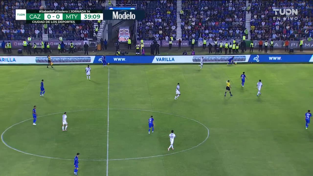 ¡TIRO ATAJADO! disparo por Alexis Gutiérrez.