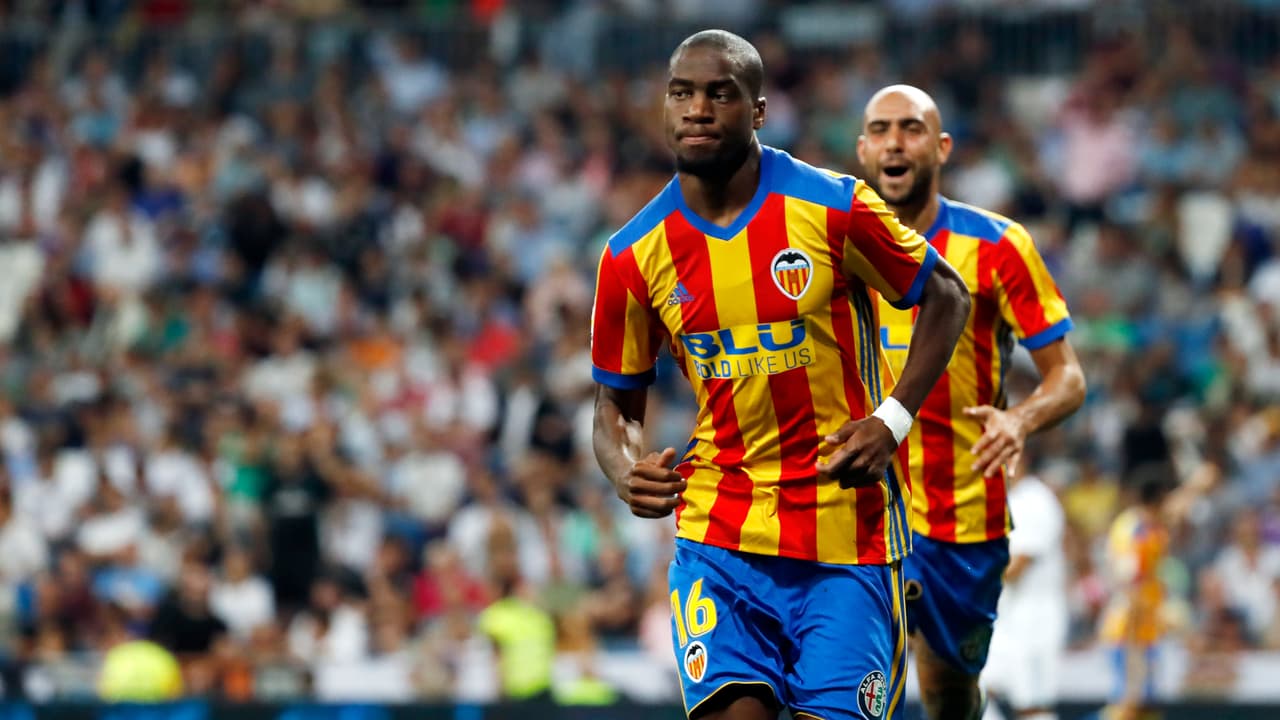 Mediocampista: Kondogbia (Valencia C.F.)
